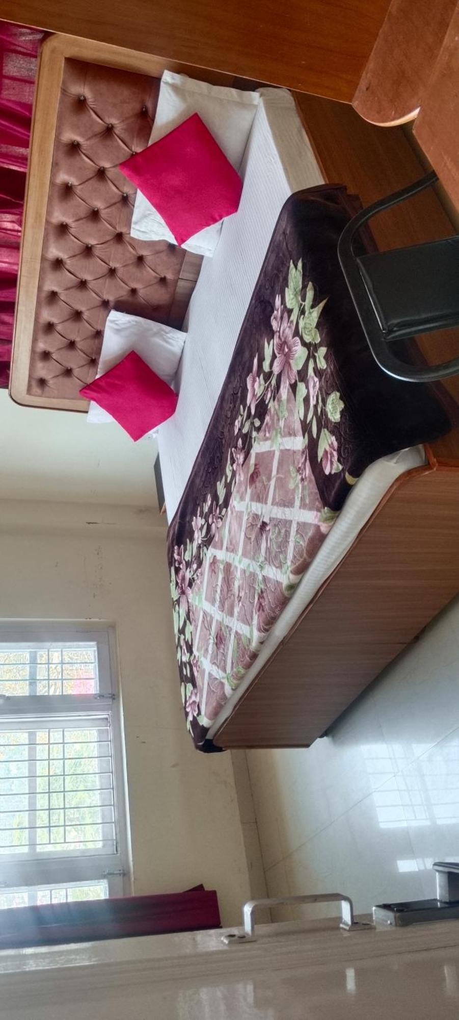 Krishna Hill Stay Near Mall Road Shimla Esterno foto