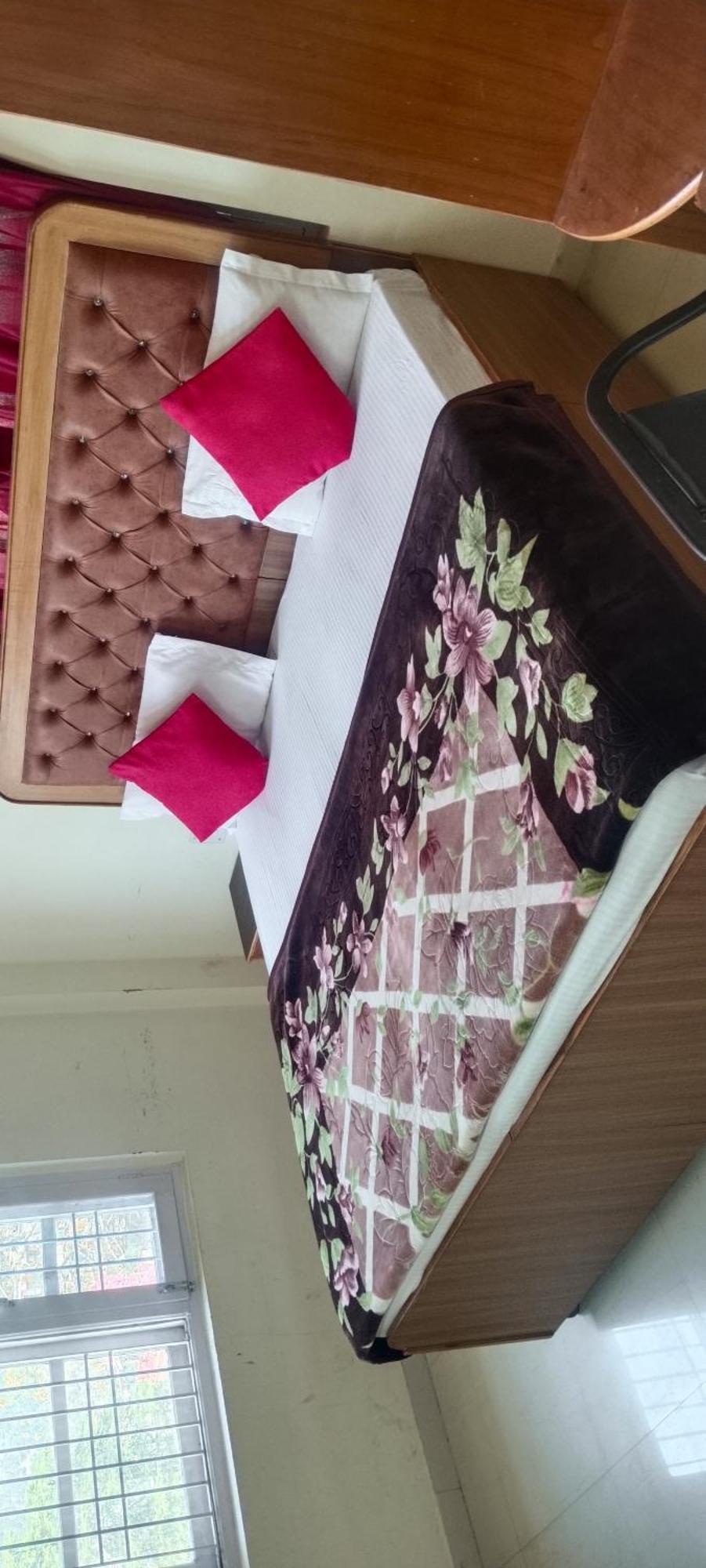 Krishna Hill Stay Near Mall Road Shimla Esterno foto